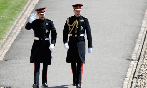 Príncipe William mantém distância de Harry mesmo após reaproximação com Rei Charles