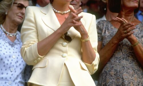 Memórias sobre a princesa Diana são roubadas antes do lançamento do livro de Charles Spencer