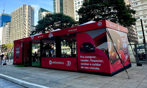 R8 Live transforma o clima da Copa em experiências de marca para a Webmotors