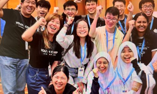 De olho na longevidade ativa, Singapura também investe em ações voltadas para os jovens